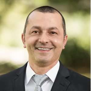 FOREST LAKE BEST REAL ESTATE AGENT | Saeed Moghaddam